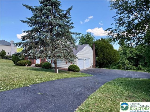 5705 Bel Air Drive, Upper Saucon Twp, PA 18036