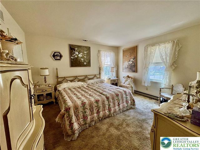 5705 Bel Air Drive, Upper Saucon Twp, PA 18036