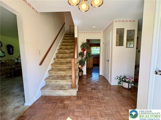 5705 Bel Air Drive, Upper Saucon Twp, PA 18036
