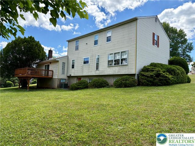 5705 Bel Air Drive, Upper Saucon Twp, PA 18036