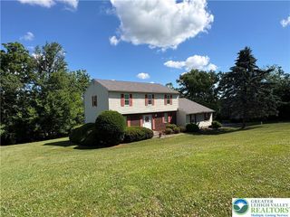 5705 Bel Air Drive, Upper Saucon Twp, PA 18036