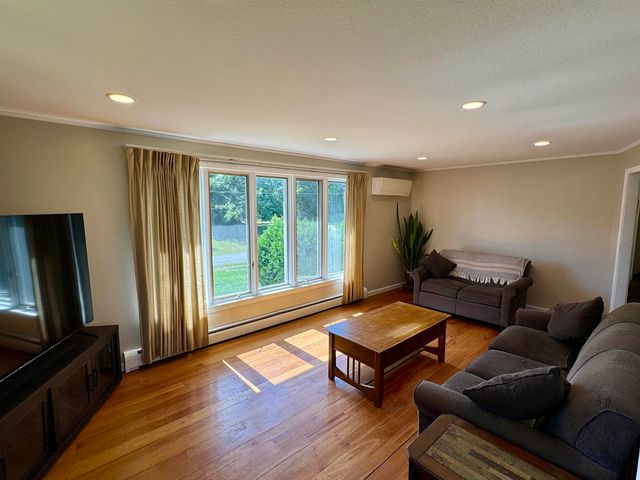 252 Mountain View Drive, Newport City, VT 05855