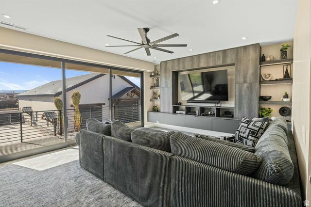 646 E PINE ST, Washington, UT 84780