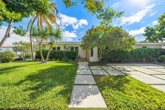 4595 N Jefferson Ave, Miami Beach, FL 33140