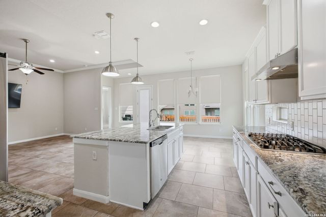 2107 Cullum Park, San Antonio, TX 78253