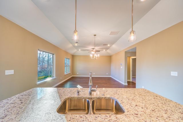 107 STONE BROOK CV, Ripley, TN 38063