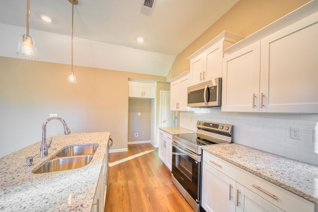 107 STONE BROOK CV, Ripley, TN 38063