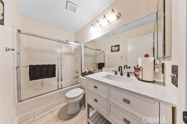 15705 Navaja Circle, Moreno Valley, CA 92551