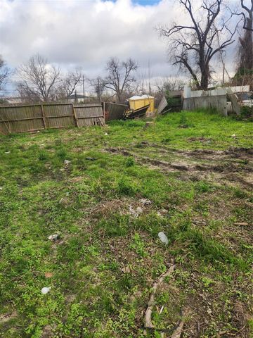 1068 Granville Street, Houston, TX 77091