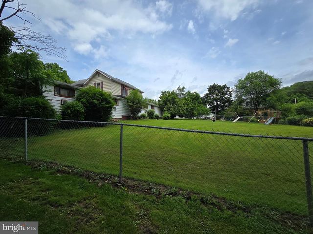 11903 BEDFORD RD NE, Cumberland, MD 21502
