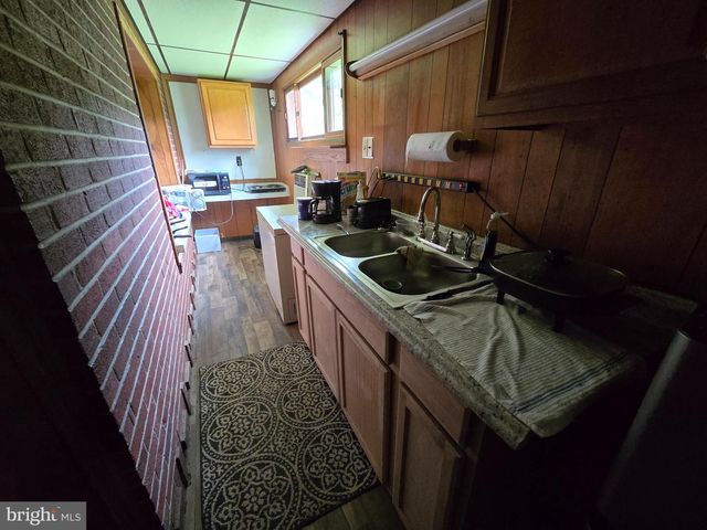 11903 BEDFORD RD NE, Cumberland, MD 21502