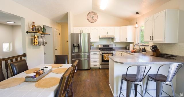 823 E CREEKSIDE DR, Layton, UT 84041