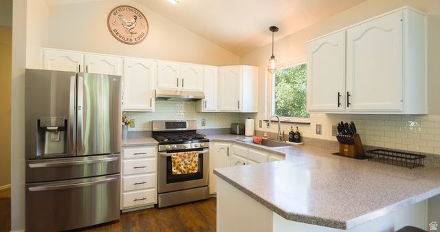 823 E CREEKSIDE DR, Layton, UT 84041