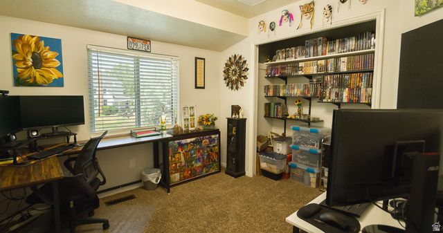 823 E CREEKSIDE DR, Layton, UT 84041