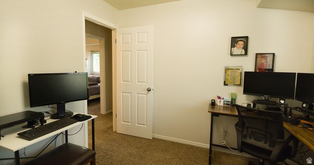 823 E CREEKSIDE DR, Layton, UT 84041