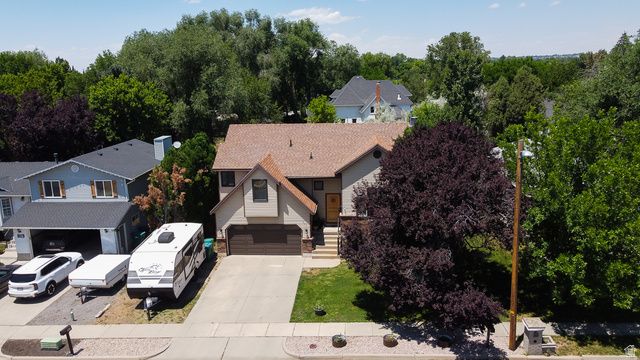 823 E CREEKSIDE DR, Layton, UT 84041