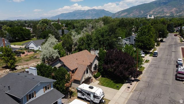 823 E CREEKSIDE DR, Layton, UT 84041