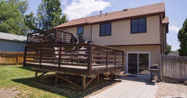 823 E CREEKSIDE DR, Layton, UT 84041