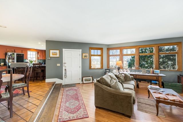 6 Northgate Road, Ipswich, MA 01938