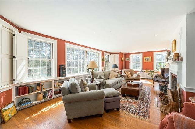 6 Northgate Road, Ipswich, MA 01938