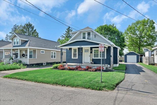 639 Poutre Avenue, Rotterdam, NY 12306
