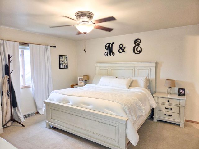 1960 Christenson Lane, Schererville, IN 46375