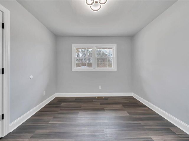 718 Perdue ST, Martinsville, VA 24112