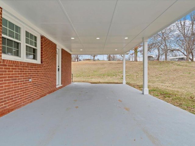 718 Perdue ST, Martinsville, VA 24112