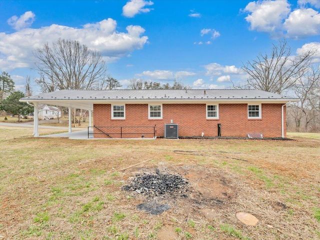 718 Perdue ST, Martinsville, VA 24112