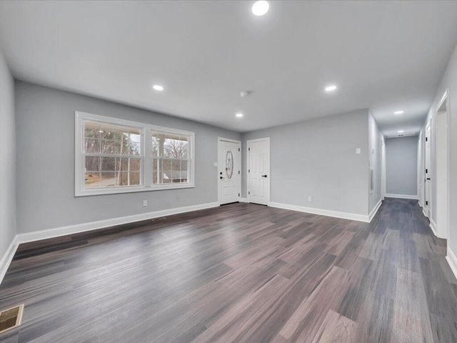 718 Perdue ST, Martinsville, VA 24112