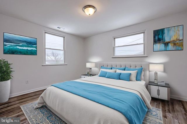 2850 MAYFIELD DR, Dover, PA 17315