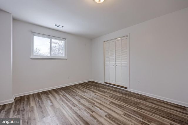 2850 MAYFIELD DR, Dover, PA 17315