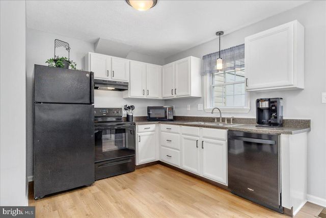 18024 EDITH AVE, Maugansville, MD 21767