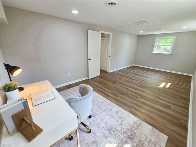 1901 Tyndall CIR, Hampton, VA 23663