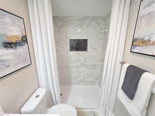 1901 Tyndall CIR, Hampton, VA 23663