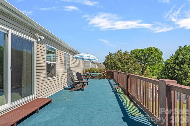 8220 Ruby Valley Road, Charlotte, NC 28277