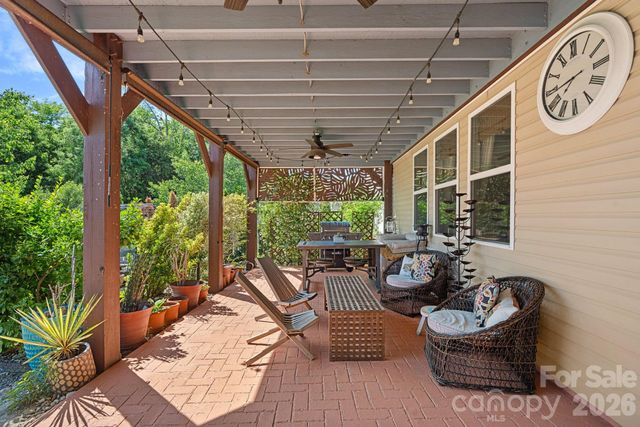 8220 Ruby Valley Road, Charlotte, NC 28277