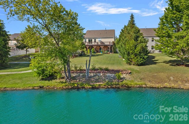 8220 Ruby Valley Road, Charlotte, NC 28277
