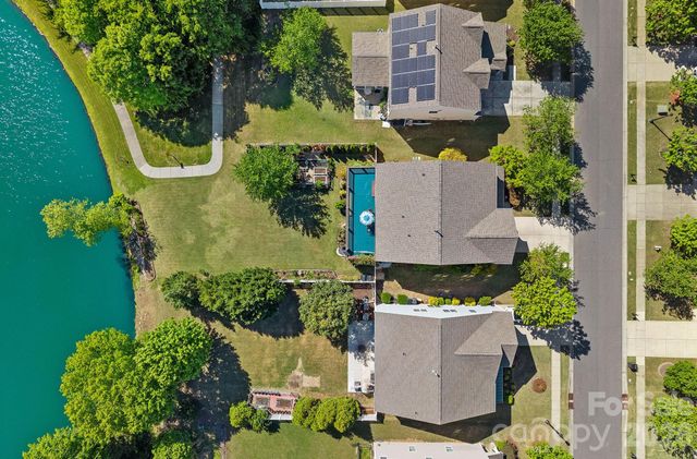 8220 Ruby Valley Road, Charlotte, NC 28277
