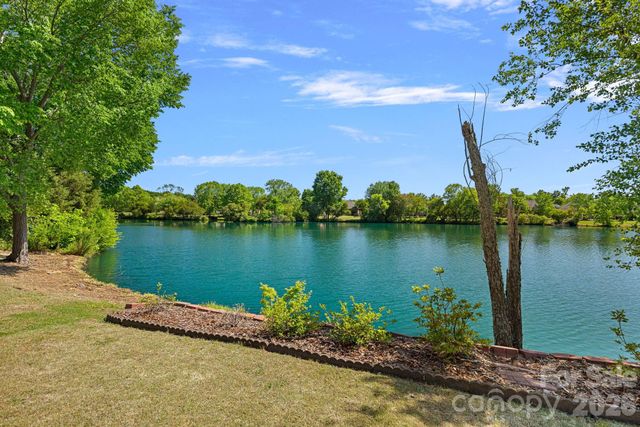 8220 Ruby Valley Road, Charlotte, NC 28277