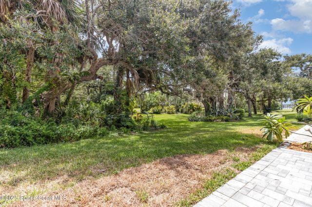 165 Casseekee Trail, Melbourne Beach, FL 32951