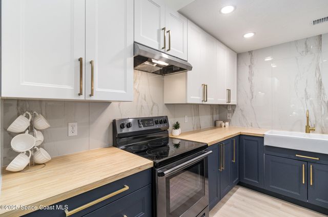 165 Casseekee Trail, Melbourne Beach, FL 32951