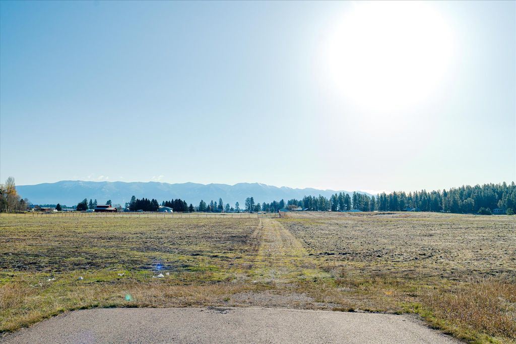 3273 Us-93 N, Kalispell, MT 59901 photo 2