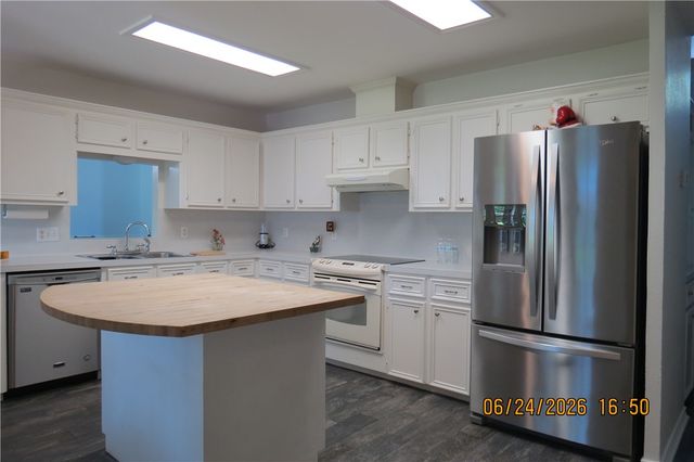 6149 Jessica Dr, Corpus Christi, TX 78414