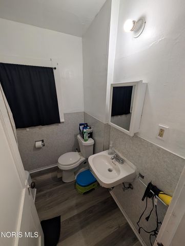 3712 Willys Parkway, Toledo, OH 43612