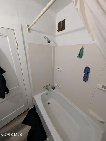 3712 Willys Parkway, Toledo, OH 43612