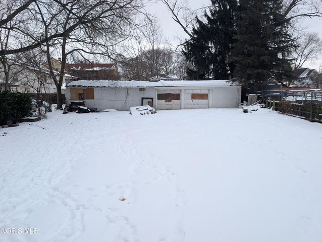 3712 Willys Parkway, Toledo, OH 43612