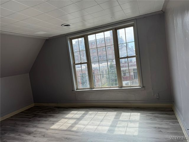 218 French Street, Buffalo, NY 14211