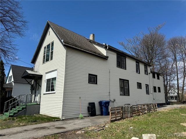 218 French Street, Buffalo, NY 14211