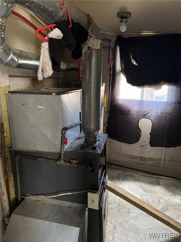 218 French Street, Buffalo, NY 14211